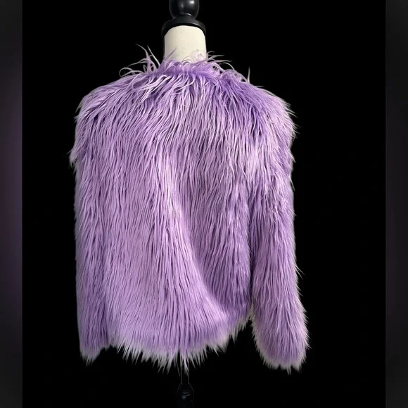 QIYE Faux Fur Teddy Jacket - Picture 2 of 6